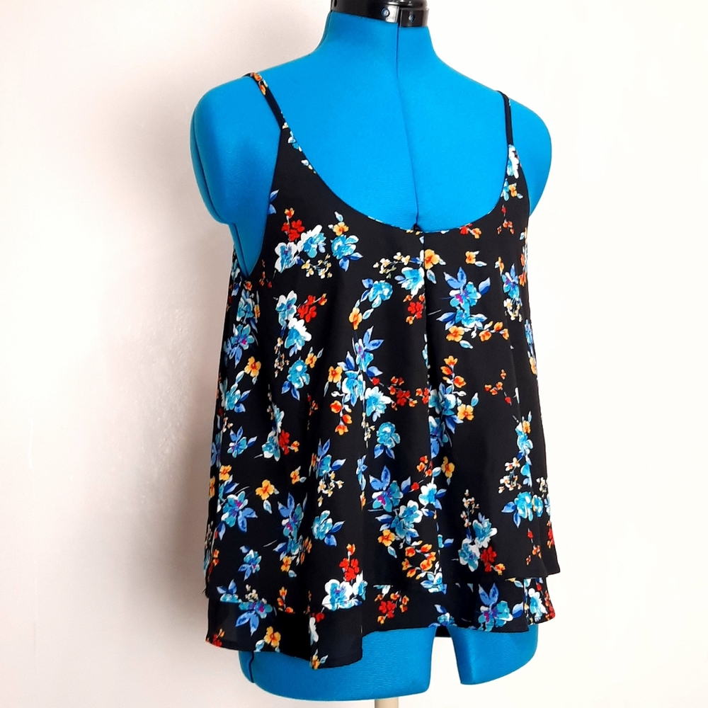 Lily White crop tank top, women's size M